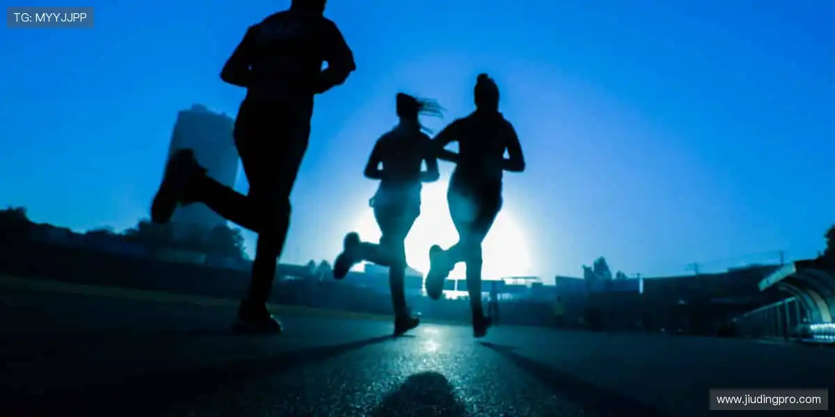 🏆 从看台到赛场,你的每一步都是传奇!🏃♂️